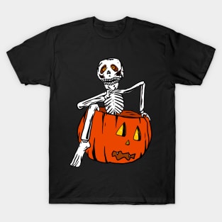 skull born T-Shirt